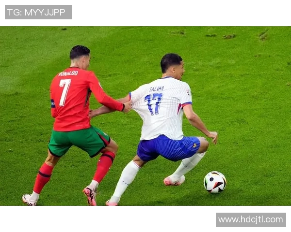 克罗斯在足球世界中的影响力与成就分析及其未来发展展望 克罗斯在足球世界中的影响力与成就分析及其未来发展展望