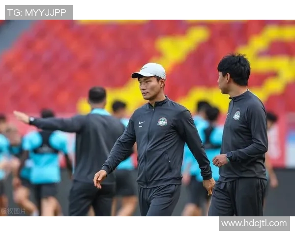 委内瑞拉马竞迎战阿拉瓜争夺联赛关键三分的激烈对决