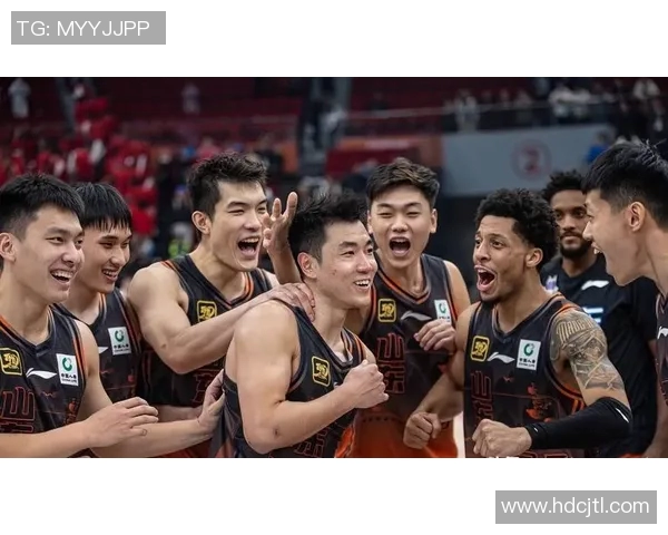 CBA山东对阵浙江全场精彩回放及赛后分析分享