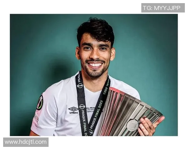 帕奎塔的足球之路：从巴西天才到欧洲赛场的璀璨明星