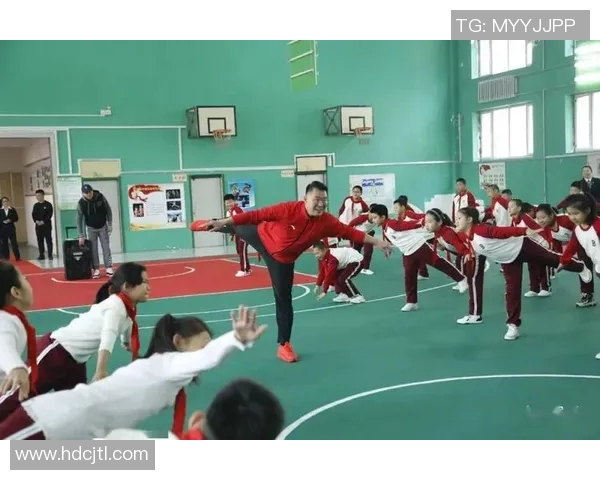 张昊的奋斗历程与成长故事揭示了年轻人在现代社会中的挑战与机遇