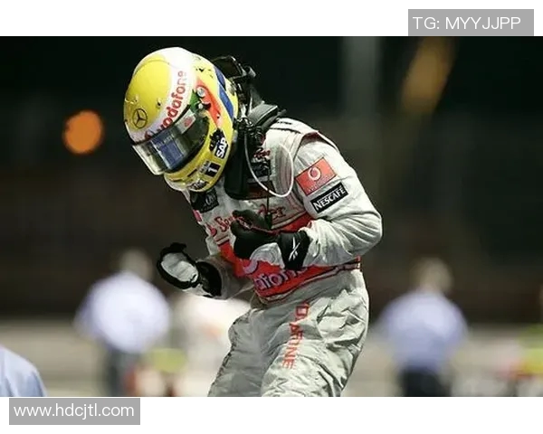 爱丁堡城与汉密尔顿的激烈对决揭示足球战术与团队精神的较量