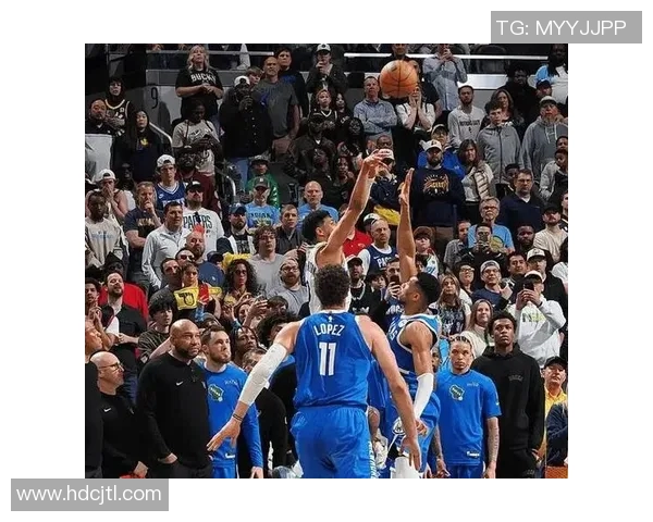 勇士与雄鹿激战正酣直播中精彩瞬间不容错过快来一起见证篮球盛宴